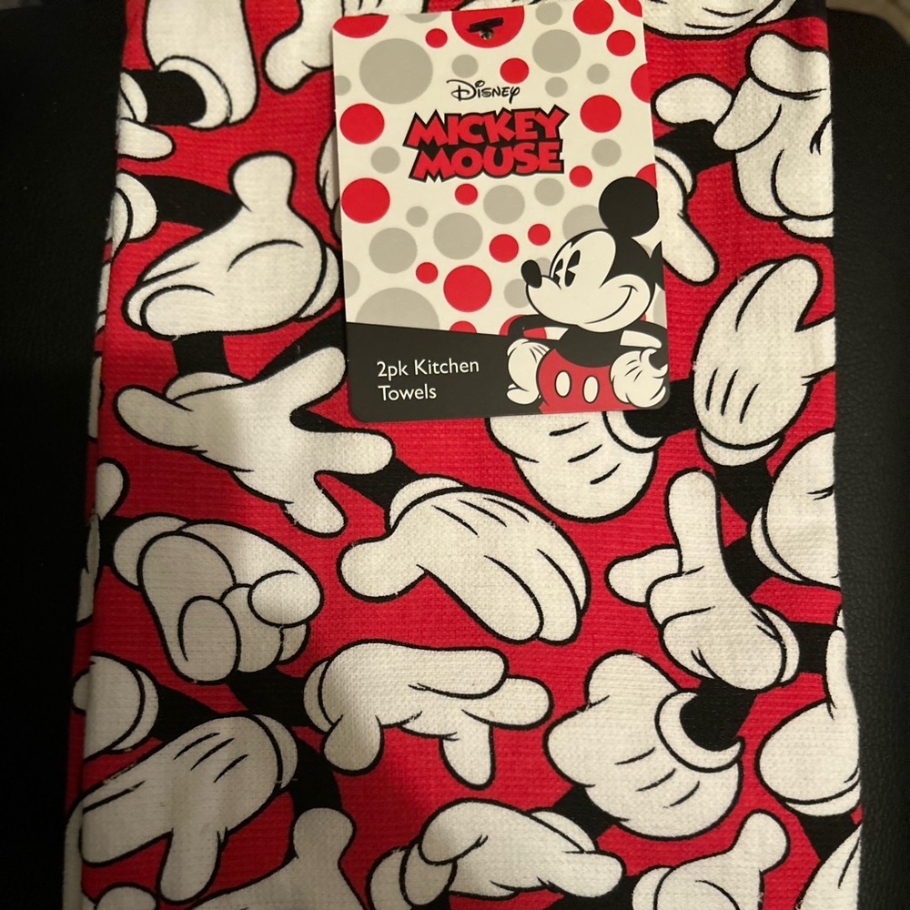 2 Pack Mickey Mouse Dish Towels (Brand New)